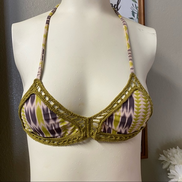 acacia swimwear Other - Acacia swimwear green crochet boho bikini top P Xs